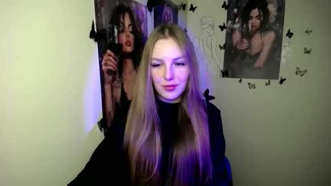 raspberry0101 online show from 10-05-25, 07:07