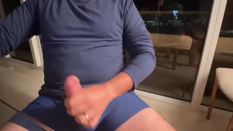 Snapshot of raulmartinez8888 chatting on 01-12-25, 04:52 RM online show from 01-12-25, 04:52