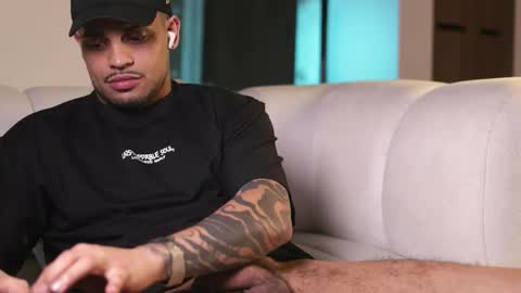 rausch77 online show from 12-15-25, 06:39