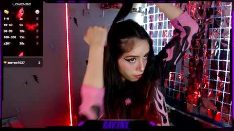   online show from 02-11-25, 02:13