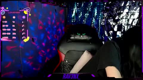   online show from 09-17-25, 08:38