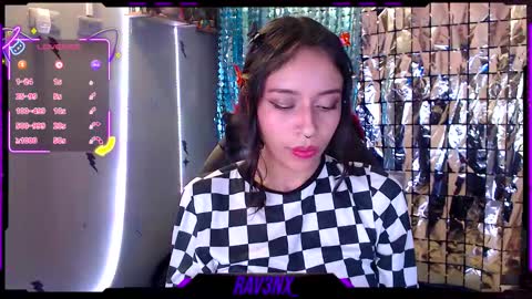   online show from 10-27-25, 03:10