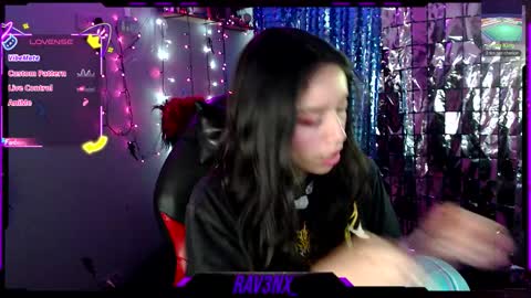   online show from 11-28-25, 10:23