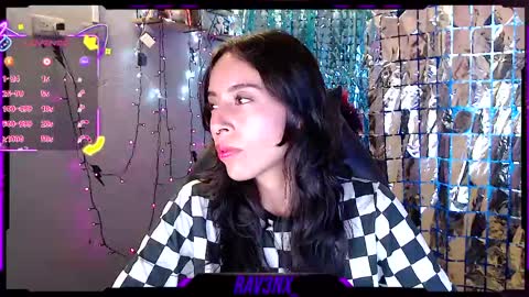   online show from 05-12-26, 10:51