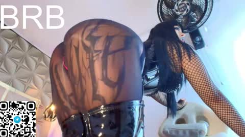   online show from 11-22-25, 11:09