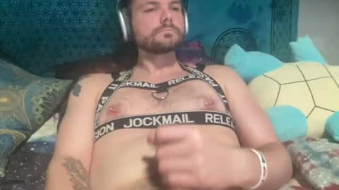 Snapshot of ravedaddy95 chatting on 07-21-26, 11:01 ravedaddy95 online show from 07-21-26, 11:01