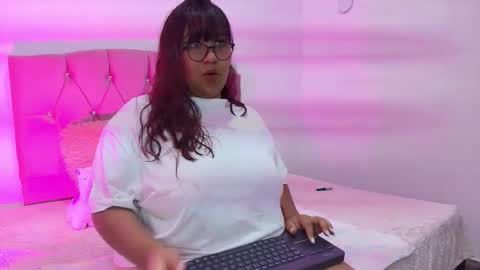 raven_gaze online show from 09-19-25, 12:45