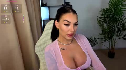 Snapshot of raven_inkk chatting on 10-08-25, 09:18 raven_inkk online show from 10-08-25, 09:18