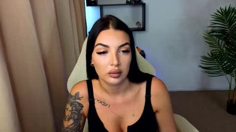 Snapshot of raven_inkk chatting on 10-13-25, 09:20 raven_inkk online show from 10-13-25, 09:20