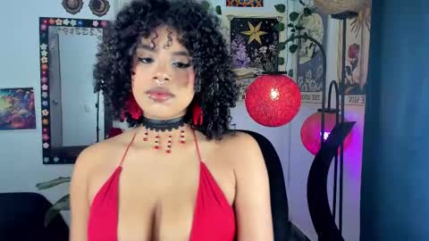 Snapshot of raven_luv chatting on 11-26-25, 11:39 raven online show from 11-26-25, 11:39