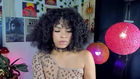 Snapshot of raven_luv chatting on 12-02-25, 12:49 raven online show from 12-02-25, 12:49