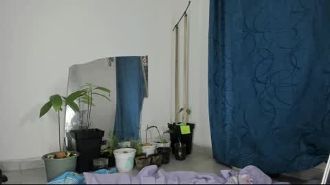Snapshot of raven_rouge chatting on 03-12-25, 07:57 gata online show from 03-12-25, 07:57