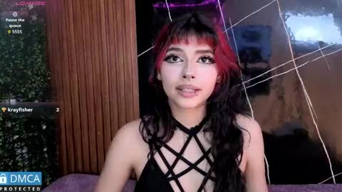 raven_rox_ online show from 05-04-26, 07:21