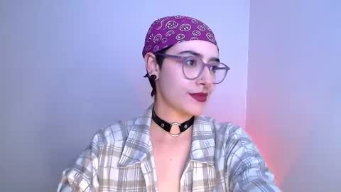 Snapshot of ravendarkness_ chatting on 08-01-26, 06:56 ravendarkness_ online show from 08-01-26, 06:56