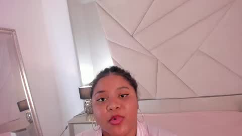    online show from 02-06-25, 08:34
