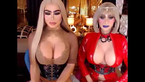 Snapshot of ravenmystiquex chatting on 05-01-26, 07:35 ravenmystiquex online show from 05-01-26, 07:35