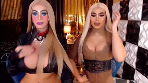 Snapshot of ravenmystiquex chatting on 05-16-26, 07:45 ravenmystiquex online show from 05-16-26, 07:45
