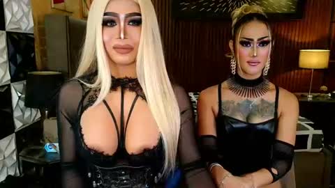 ravenmystiquex online show from 07-23-26, 09:18