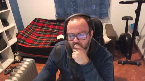 ravingr3d3 online show from 02-07-25, 10:52