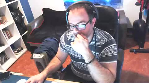 ravingr3d3 online show from 02-18-25, 03:21