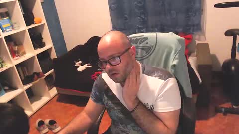 ravingr3d3 online show from 02-25-25, 12:47