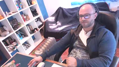 ravingr3d3 online show from 02-26-25, 03:30