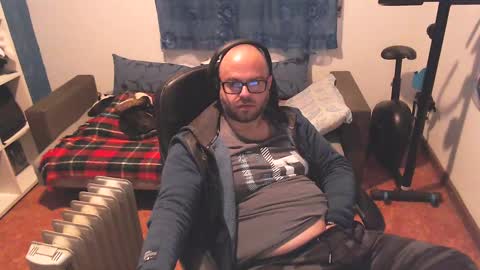 ravingr3d3 online show from 03-01-25, 11:15