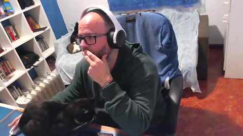 Snapshot of ravingr3d3 chatting on 02-12-26, 11:00 ravingr3d3 online show from 02-12-26, 11:00