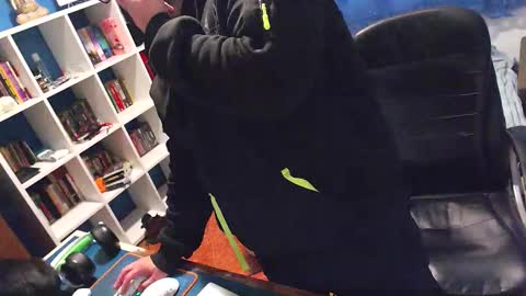 Snapshot of ravingr3d3 chatting on 03-02-26, 05:09 ravingr3d3 online show from 03-02-26, 05:09