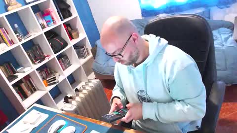 Snapshot of ravingr3d3 chatting on 03-03-26, 09:04 ravingr3d3 online show from 03-03-26, 09:04