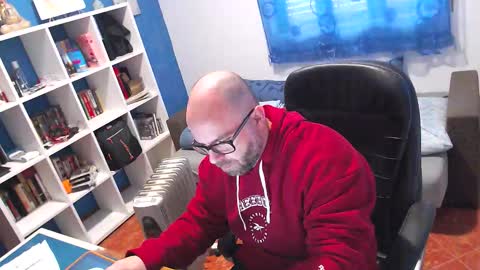 Snapshot of ravingr3d3 chatting on 03-06-26, 08:55 ravingr3d3 online show from 03-06-26, 08:55