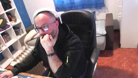 Snapshot of ravingr3d3 chatting on 03-09-26, 02:10 ravingr3d3 online show from 03-09-26, 02:10