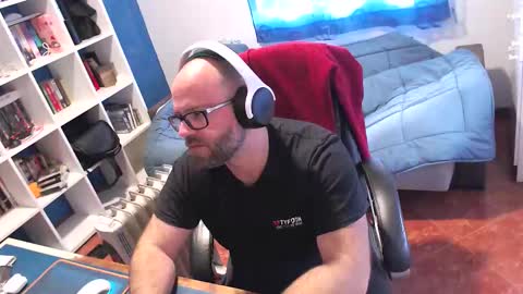 Snapshot of ravingr3d3 chatting on 03-13-26, 02:45 ravingr3d3 online show from 03-13-26, 02:45