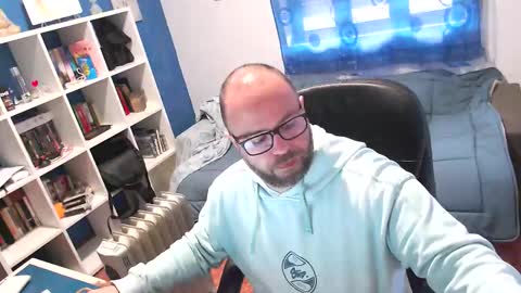 Snapshot of ravingr3d3 chatting on 03-18-26, 09:01 ravingr3d3 online show from 03-18-26, 09:01