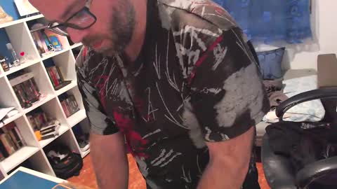 Snapshot of ravingr3d3 chatting on 03-18-26, 11:19 ravingr3d3 online show from 03-18-26, 11:19