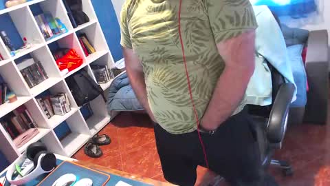 ravingr3d3 online show from 05-04-26, 08:32