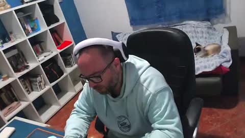 ravingr3d3 online show from 05-10-26, 07:41