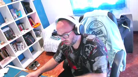 ravingr3d3 online show from 05-11-26, 02:45