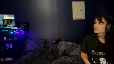 Ravyn and Nyx online show from 10-21-25, 02:45