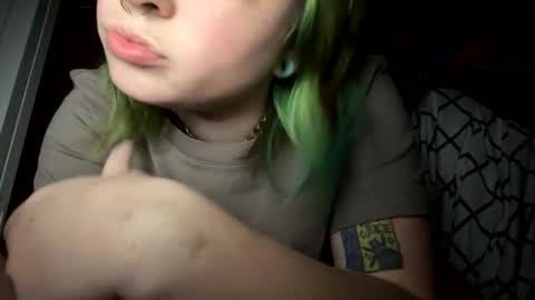 Snapshot of ravyn_xoxo chatting on 02-04-25, 05:53 Ravynn 3 online show from 02-04-25, 05:53