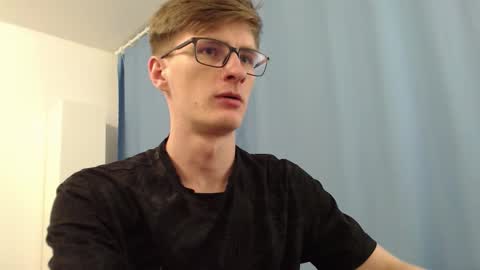 Ray Booy  online show from 09-28-25, 04:01