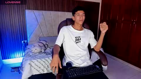 rayan_daivis online show from 10-10-25, 12:04