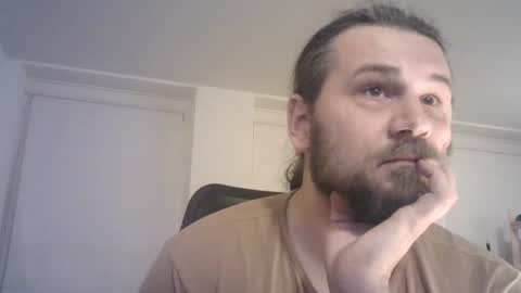 Snapshot of rayhaarlem chatting on 11-30-25, 08:57 rayhaarlem online show from 11-30-25, 08:57