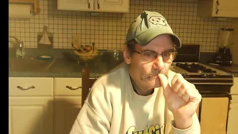 Ray online show from 01-24-25, 11:48