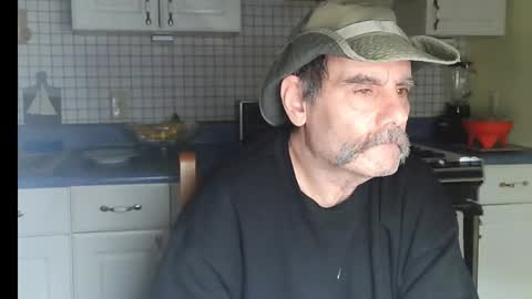 Ray online show from 01-14-26, 08:20