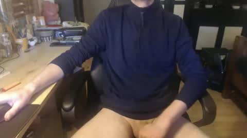 Snapshot of raymann8 chatting on 04-05-26, 02:36 Ray online show from 04-05-26, 02:36