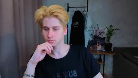 rayondovwson online show from 07-13-26, 04:32