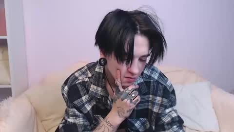 Ray online show from 02-03-26, 06:40