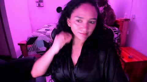 Danna online show from 05-12-26, 03:09