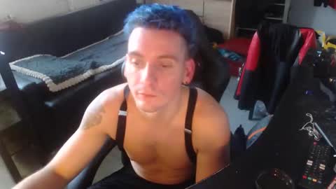 Rayzel online show from 11-09-25, 02:59